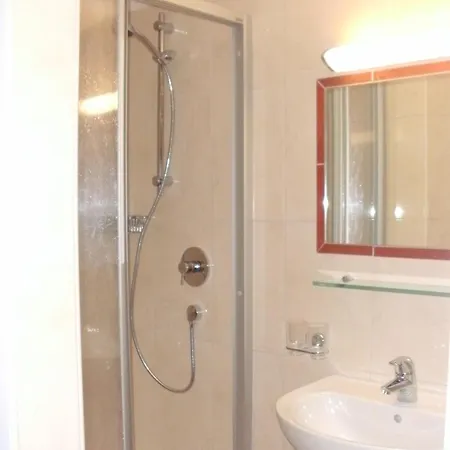 Regina 메이른호픈